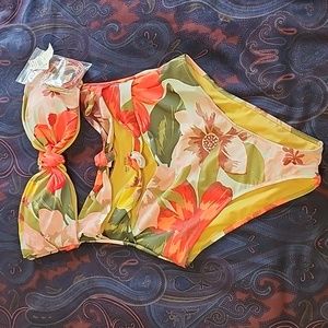 New with Tags Aerie Cheeky Cut Out One Piece Swim Floral Print